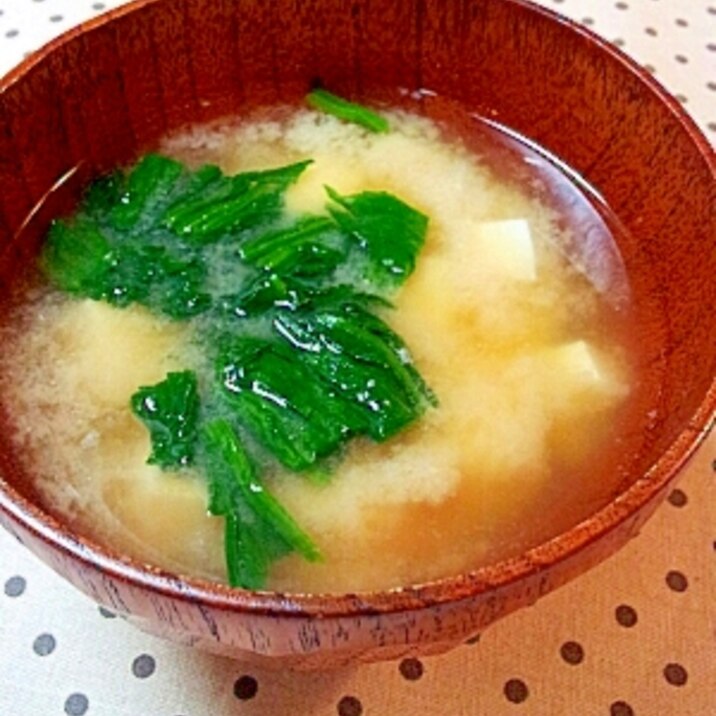 ほうれん草と豆腐のお味噌汁♪